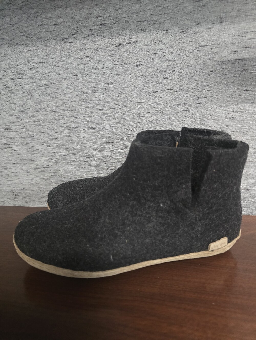 Glerup wool boots Size 39 NWT
